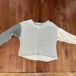 American Eagle Color Block Crop Sweater EUC
